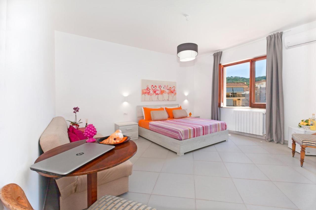 Sofia Flora Bed & Breakfast Piano di Sorrento Exterior foto