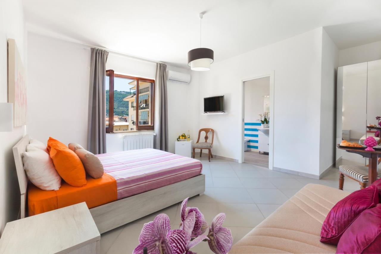 Sofia Flora Bed & Breakfast Piano di Sorrento Exterior foto